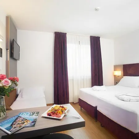 Omnia Hotel
