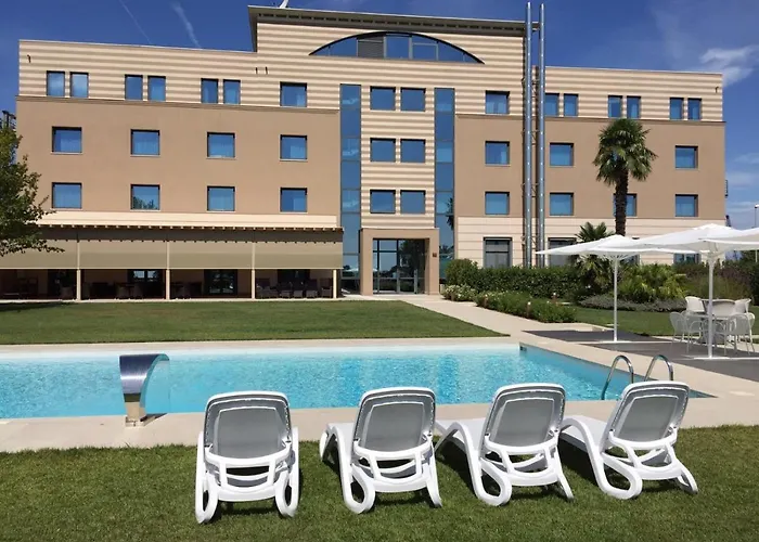 Omnia 4* Noventa di Piave