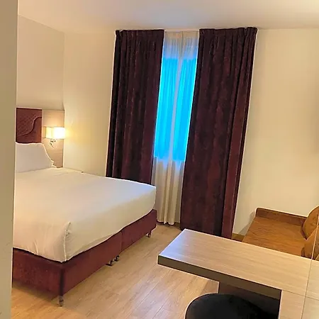 Omnia 4* Noventa di Piave