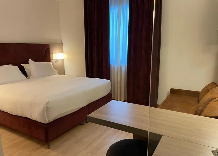 Hotel Omnia