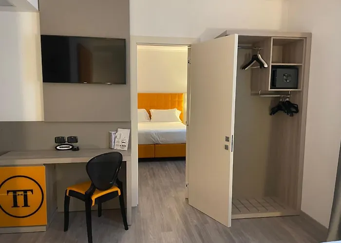 Hotel Omnia
