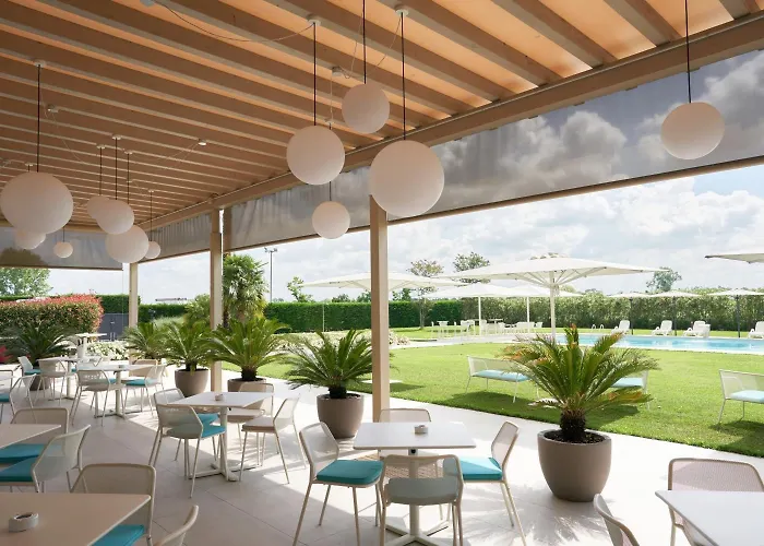 Hotel Omnia